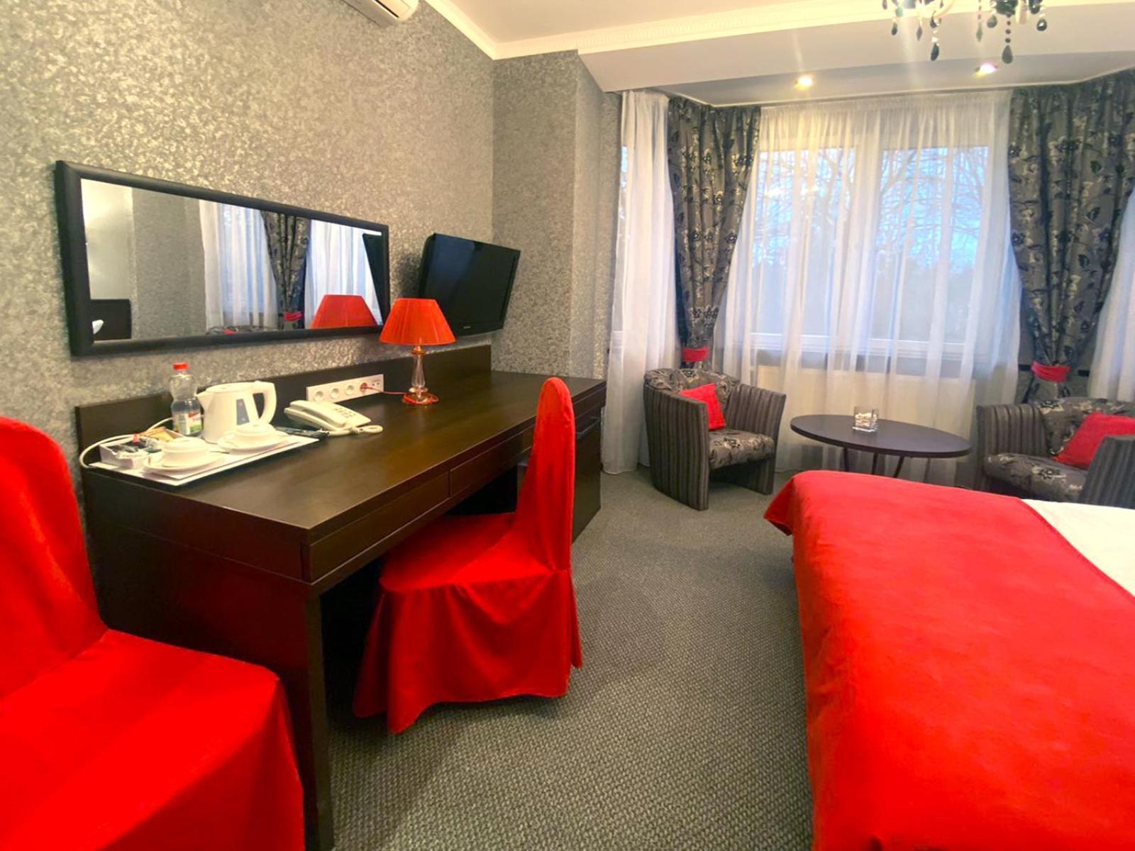 Apartment Eney ลวีฟ ภายนอก รูปภาพ