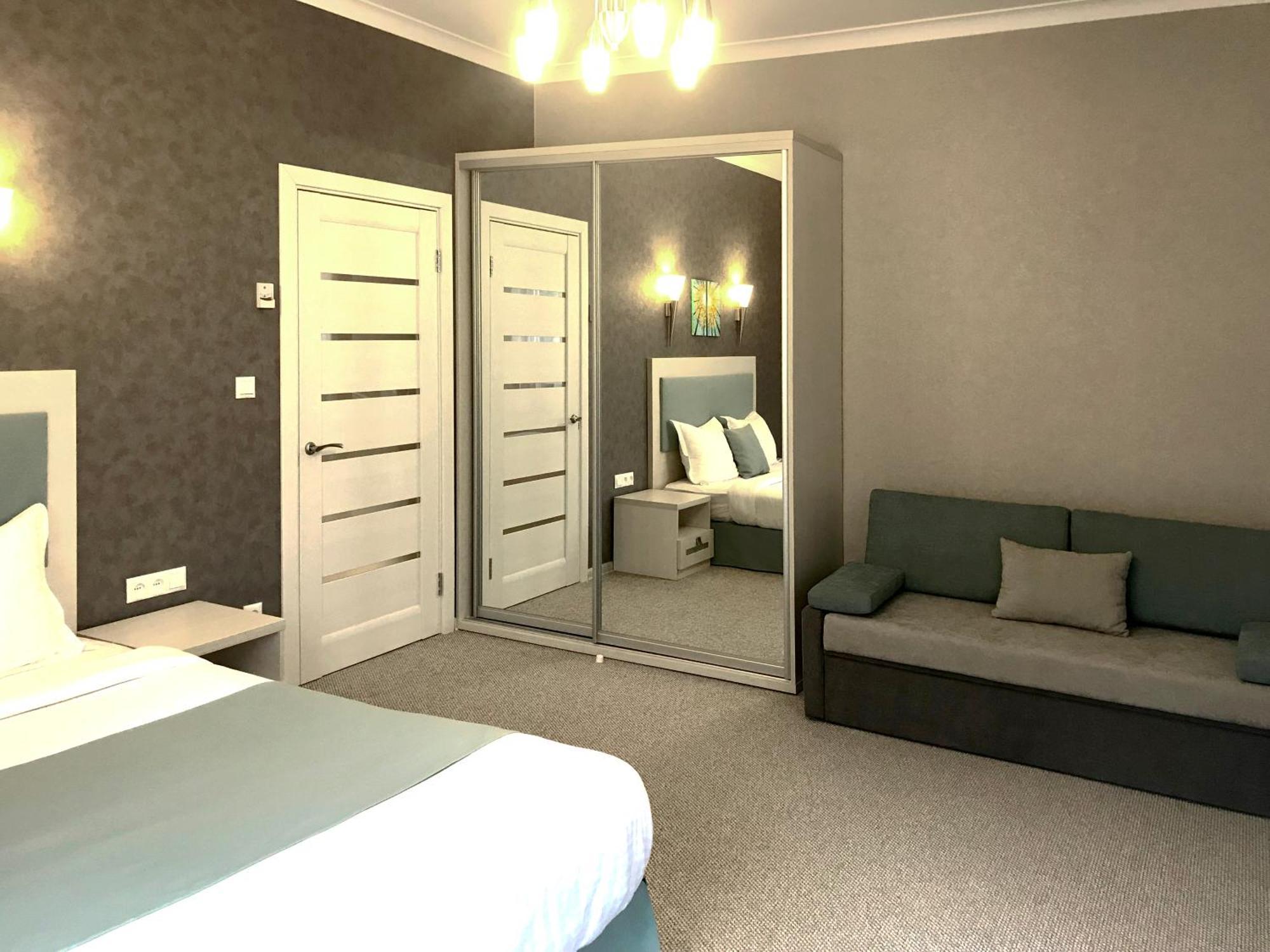 Apartment Eney ลวีฟ ภายนอก รูปภาพ