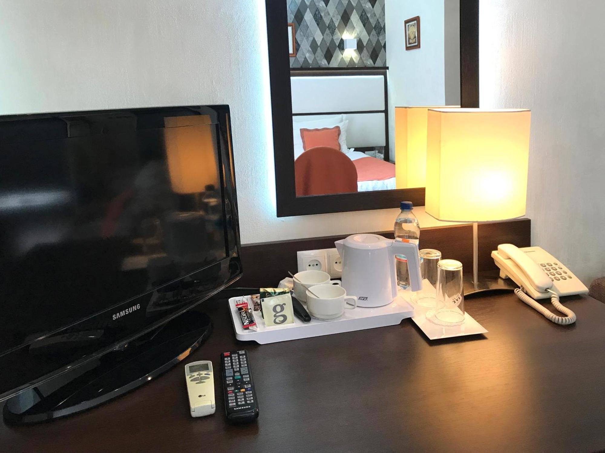 Apartment Eney ลวีฟ ภายนอก รูปภาพ